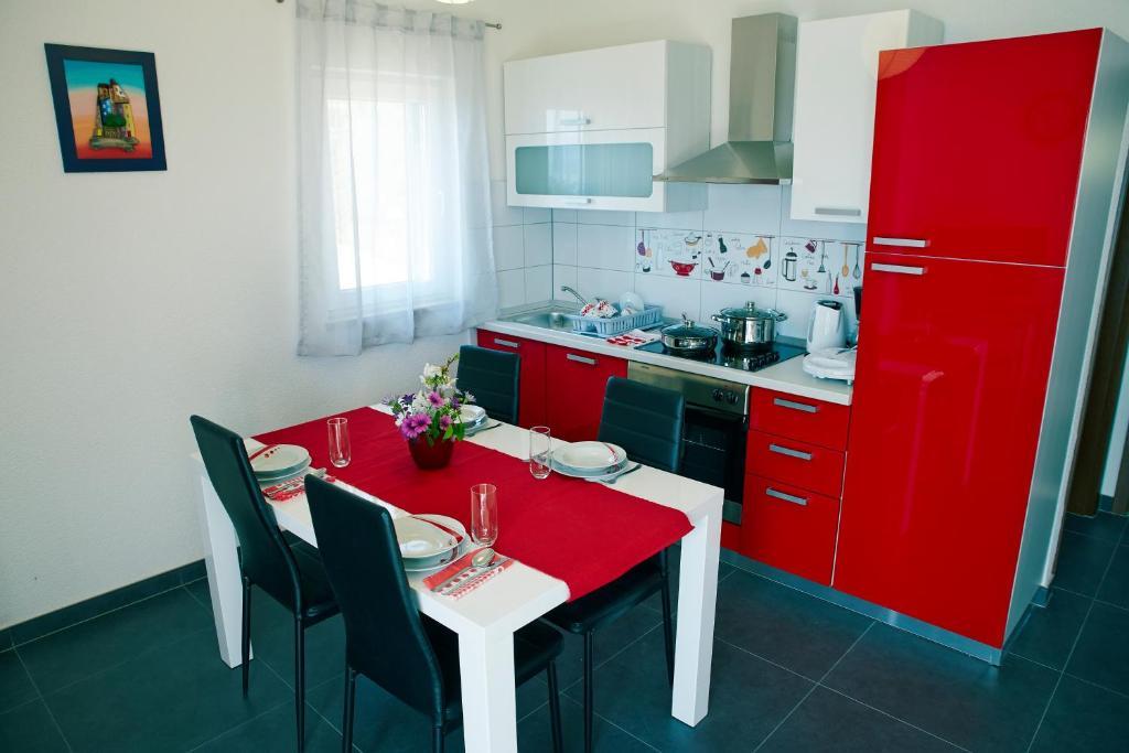 Apartments 1234 Mimice Rom bilde